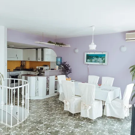 Stella 3 Kabakum Apartmán *